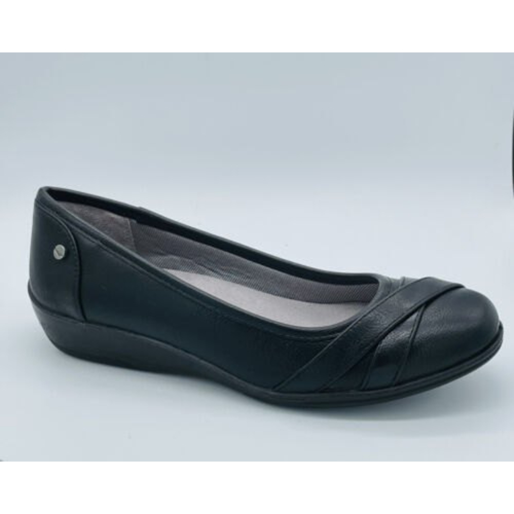 Life Stride I-Loyal Women's Slip-On in Black Tumble 8.5M
